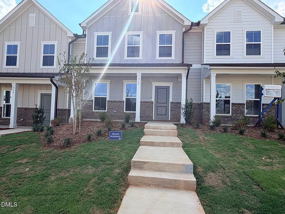 1st image of 317 Fosterton Cottage Way