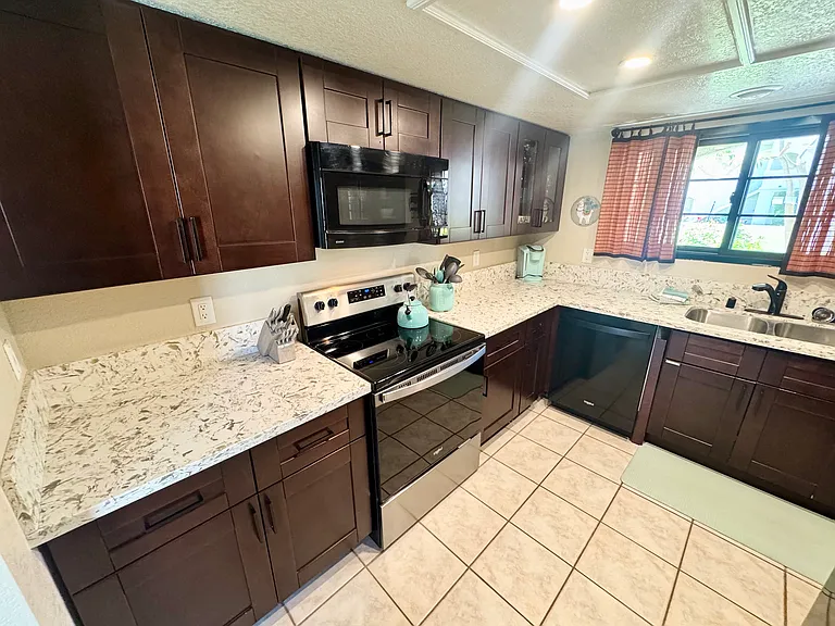 2701 E Mesquite Ave #JJ175 — Photo 11