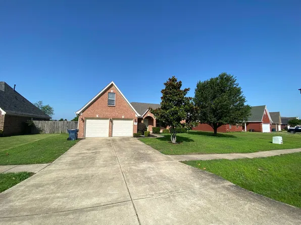 832 Bayou Vista Dr, Marion, AR 72364
