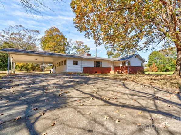 2926 Englewood Dr, Shelby, NC 28150