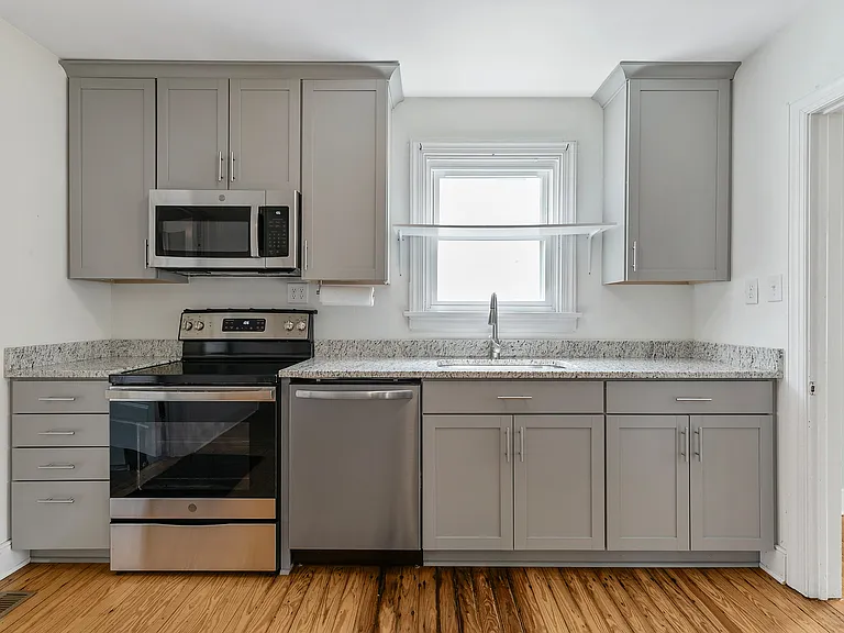 5309 Gillespie Ave — Photo 6