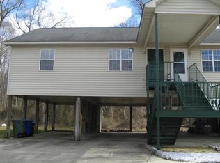 2015 A River Dr, Greenville, NC 27858