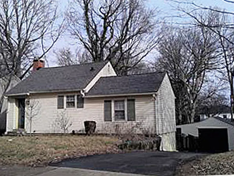 653 Montclair Dr — Photo 16