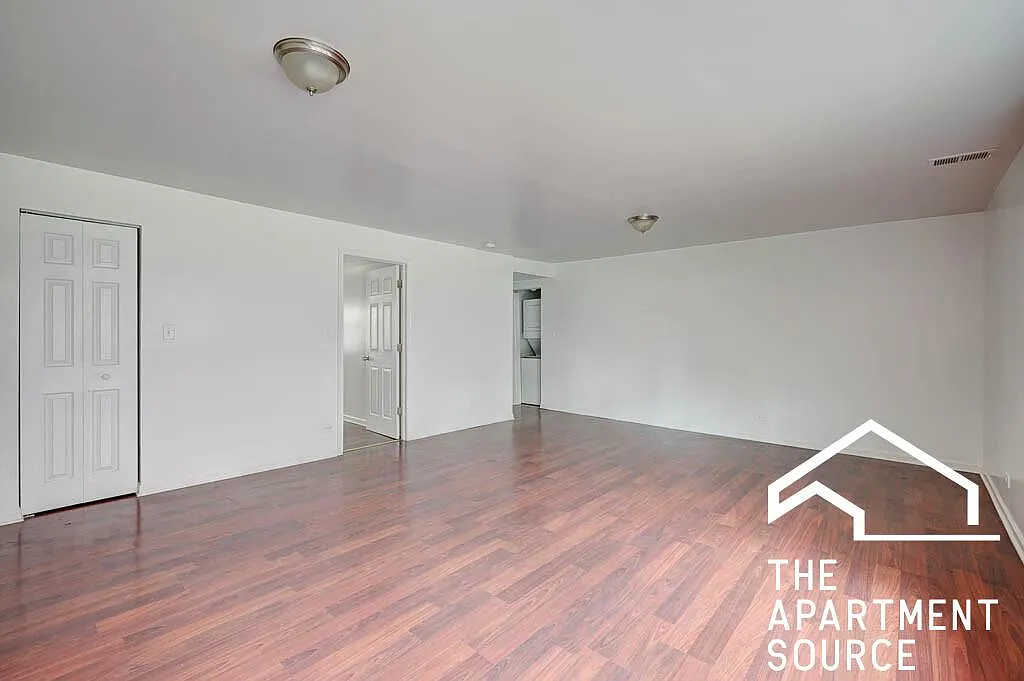 2540 West Fitch Avenue #GDN — Photo 4