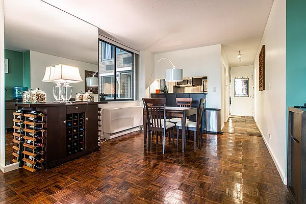 Sold by Hauseit LLC | media 5