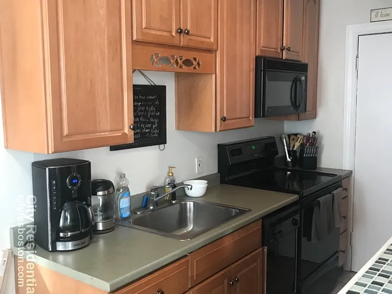 66 Queensberry St #115 — Photo 6