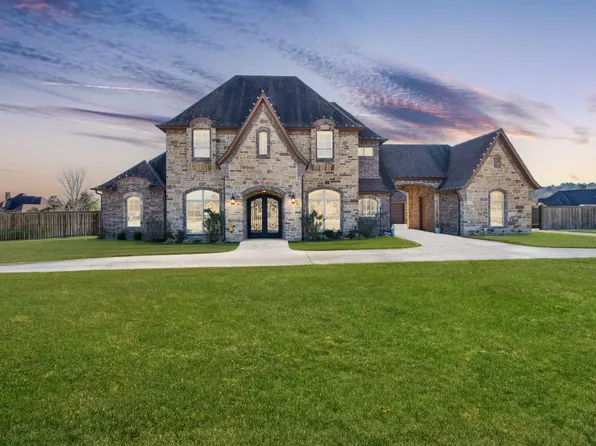 145 Abby Gail Dr, Longview, TX 75605