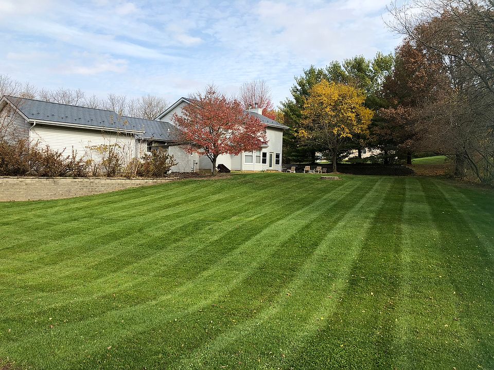 S. Lawn from Cardinalis Ct. 