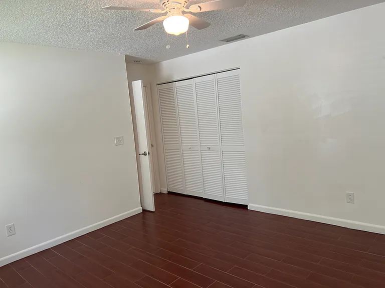 990 Windsong Way — Photo 27