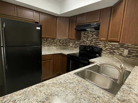 4th image of 1537 SE Royal Green Cir APT E202