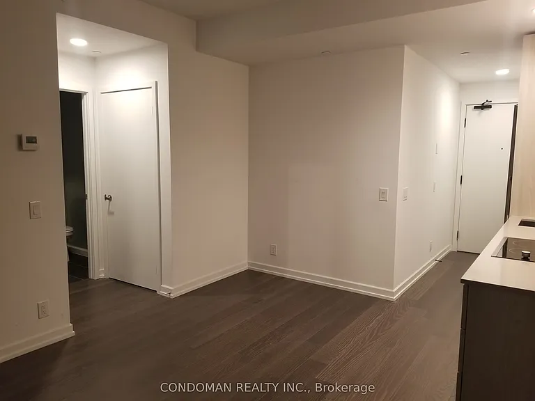 20 Tubman Ave #2012 — Photo 3