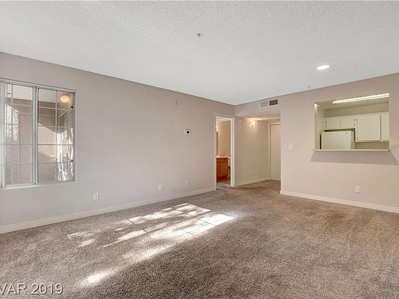 3rd image of 2101 Sealion Dr Unit 106