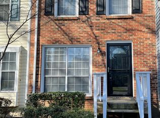 8107 Circle Tree Ln, Charlotte, NC 28277