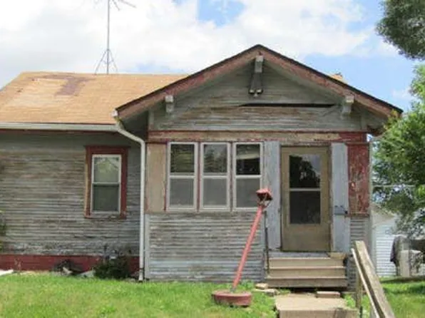 1617 5th St, Rock Island, IL 61201