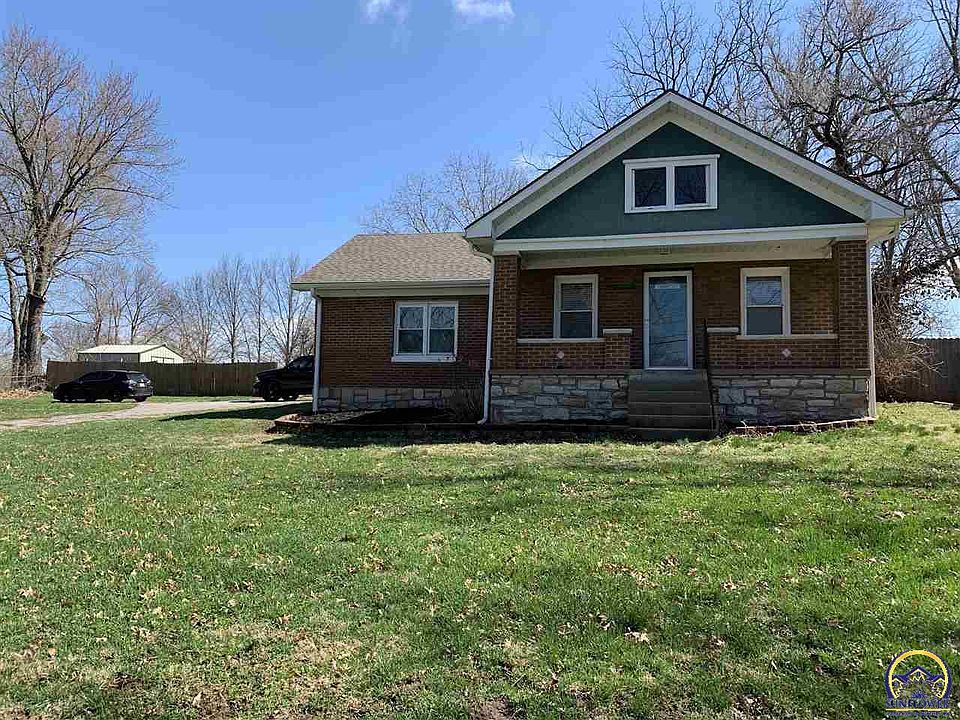 1st image of 2943 N 58th St