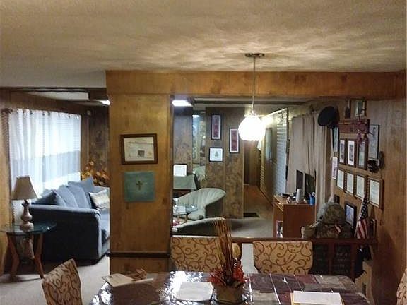 3rd image of 1013 Sunnyside Dr