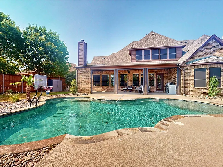 1641 Hidden Bluff Ct — Photo 33