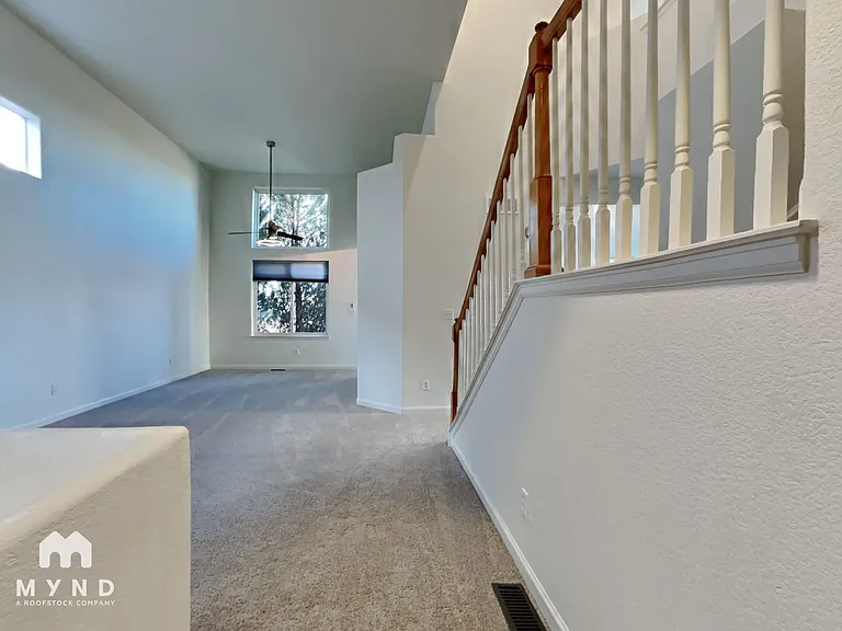 5965 S Waco St — Photo 3