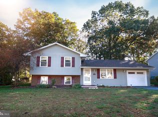 5553 Edsel St, Harrisburg, PA 17109