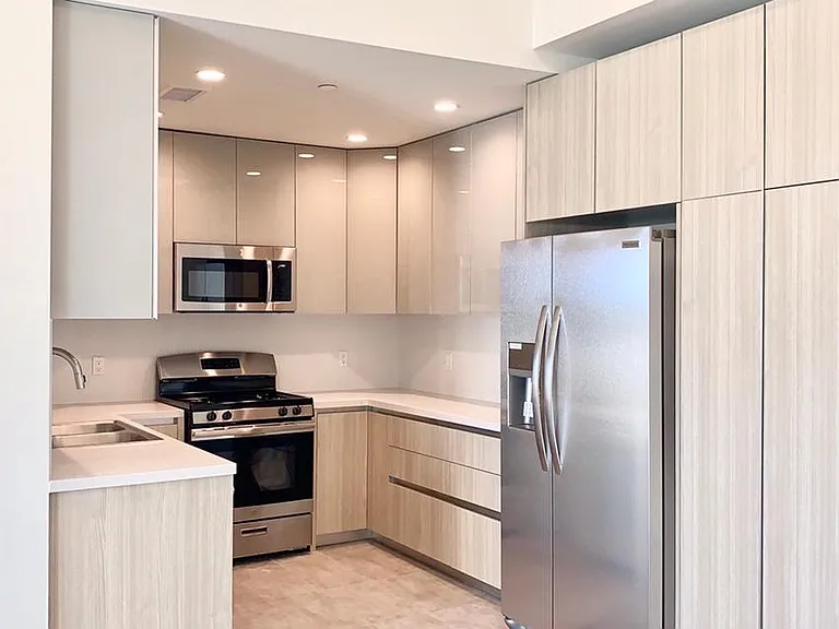 1127 S Spaulding Ave #302 — Photo 9