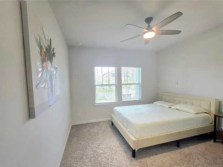 327 Valley Oak Dr — Photo 43