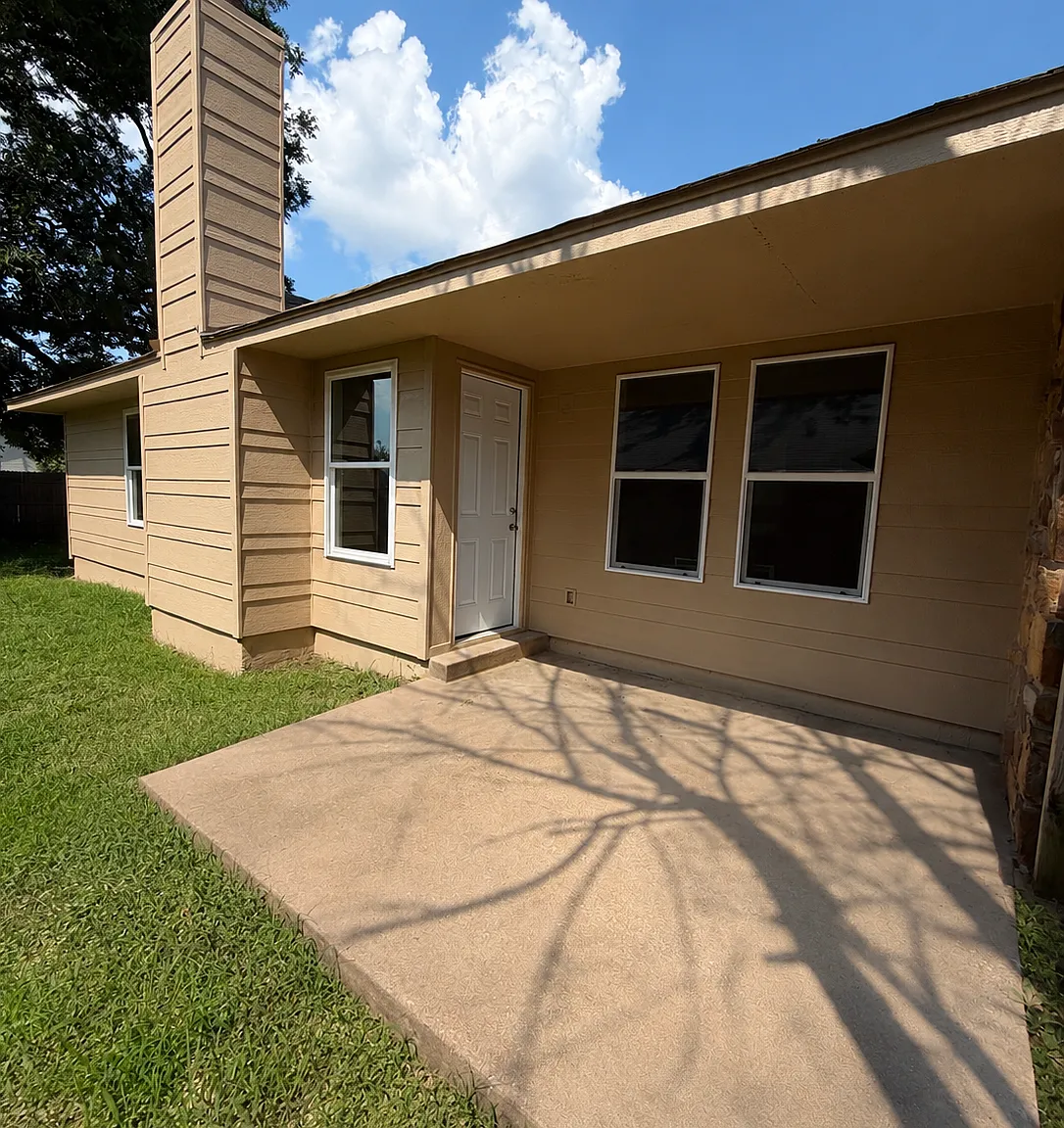 3 bed, 1250 sqft, $1,625 — Photo 3