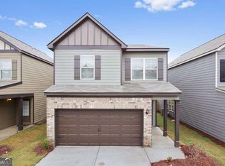 326 Lauren Dr, Fairburn, GA 30213