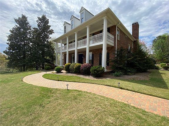 4th image of 1066 Woodruff Plantation Pkwy SE