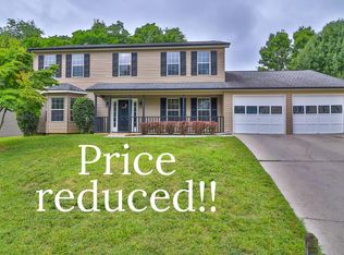 9233 Countryway Dr, Knoxville, TN 37922
