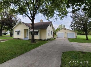 9711 E Newburg Rd, Durand, MI 48429