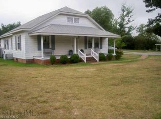 186 Center St, Cooleemee, NC 27014