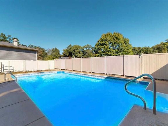Pool Summer 2019