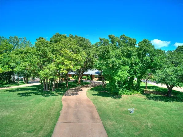 4506 Karen Dr, Edmond, OK 73013