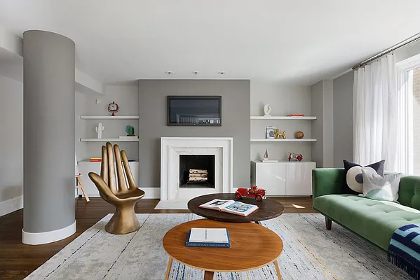 Sold by Compass | media 20