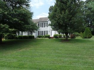 18703 Grahams Dr, Abingdon, VA 24211