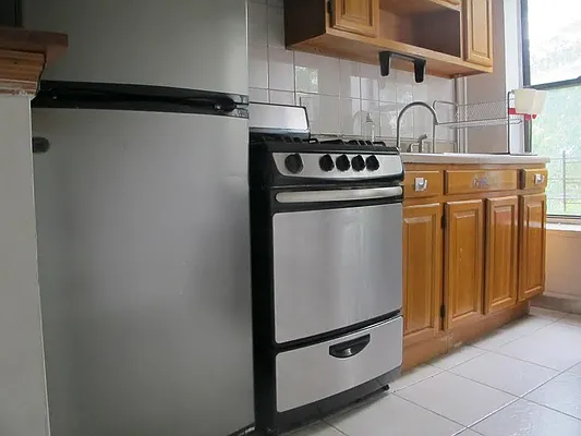 Rented by Brooklyn Group | media 7