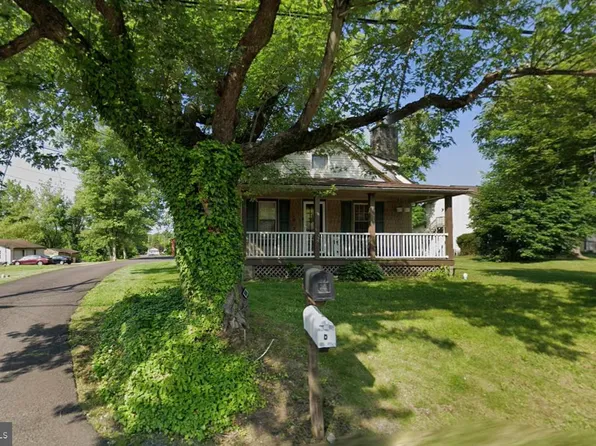 3017 Main St, Green Lane, PA 18054