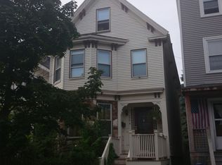 595 E 8th St, South Boston, MA 02127
