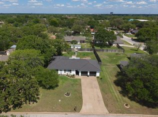 3613 Oak Ridge Dr, Bryan, TX 77802