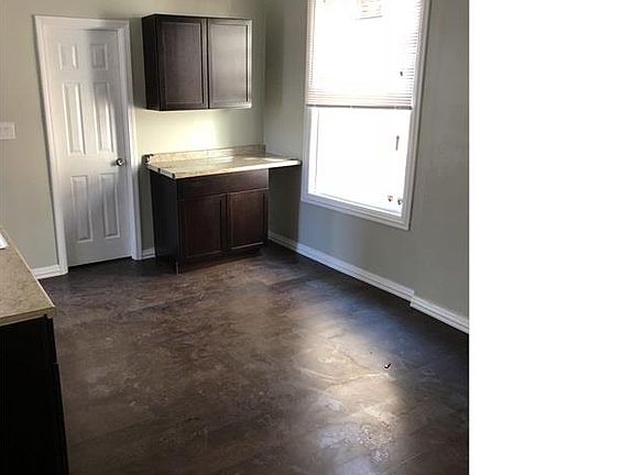 2nd image of 4900 W Huron St #1