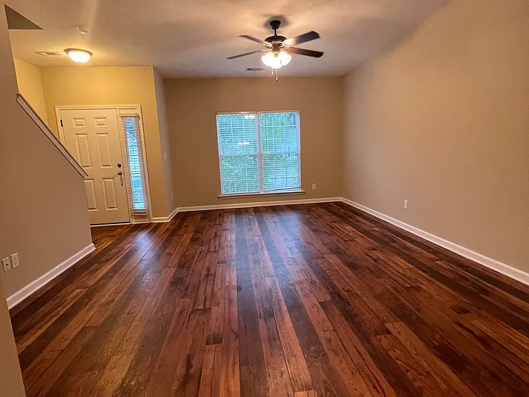 5013 Sunderlund Ct — Photo 3
