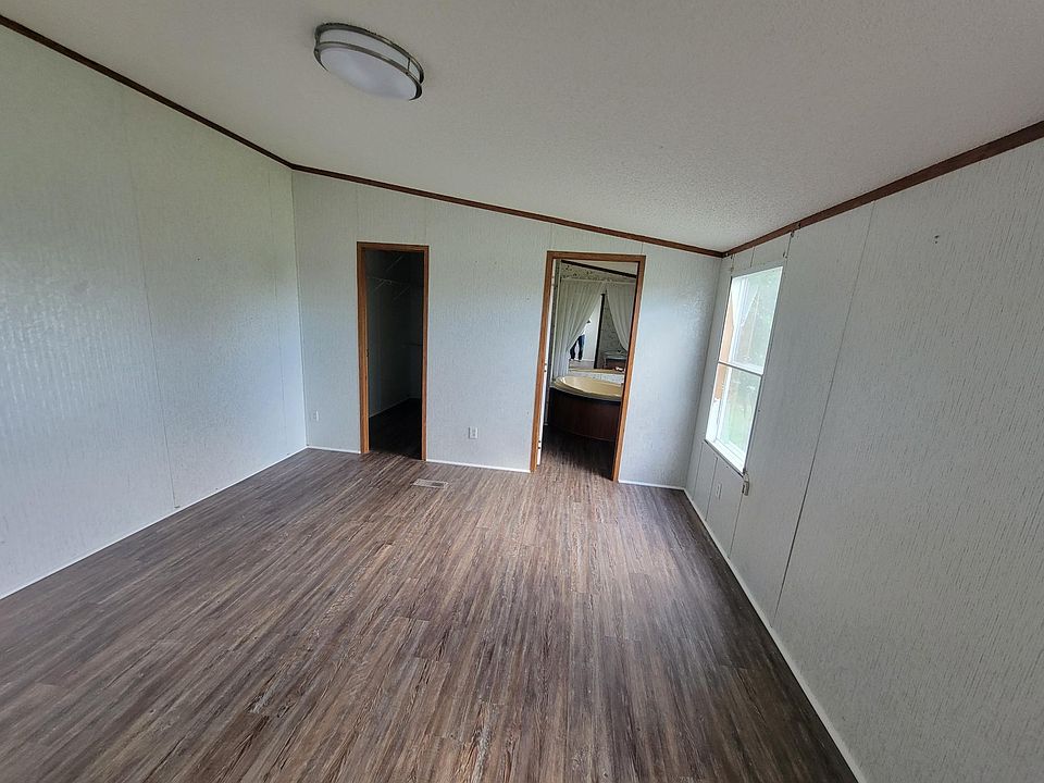 1st image of 41 Carefree Cir