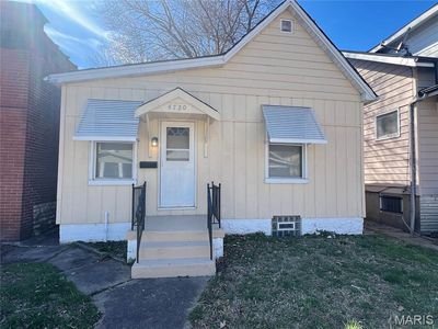 4720 Goethe Ave, Saint Louis, MO, 63116