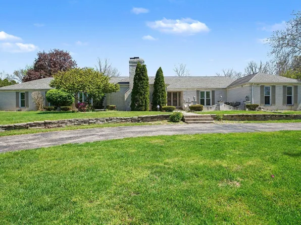 1704 Brookwood Dr, Elkhart, IN 46514