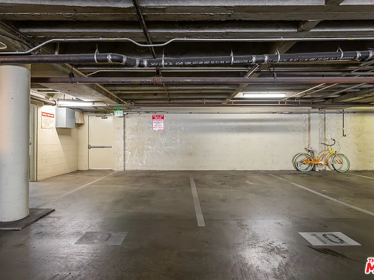 11789 Montana Ave #9 — Photo 17