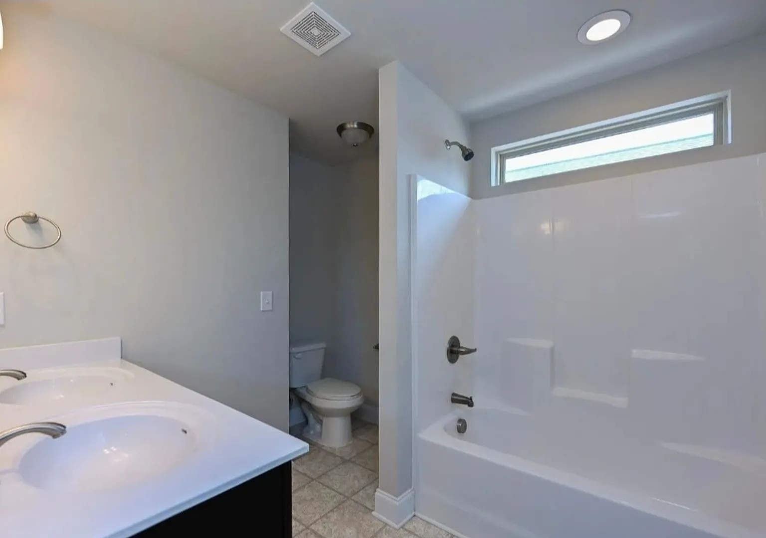 New Updated Price! Charming Home For Rent In Easley- Convenient Location — Photo 4