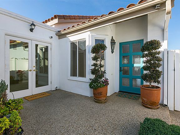 3rd image of 4681 Cordoba Way