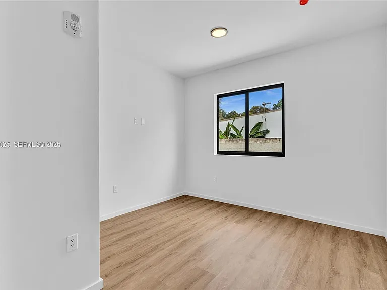 753 NW 30th St #3 — Photo 13