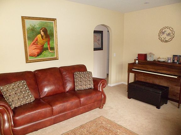 Main floor living room