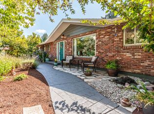 11003 SE Stanley Ave, Milwaukie, OR